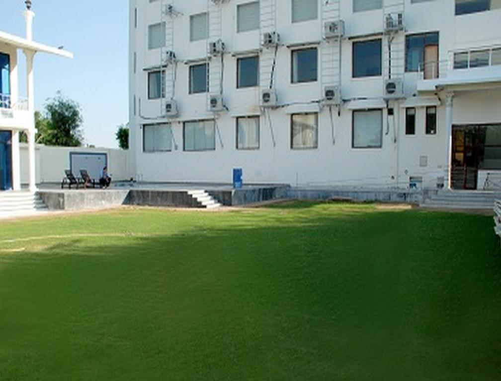 La Premier Spa And Resort Amer Zewnętrze zdjęcie